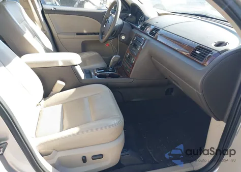 2009 Ford Taurus Limited z USA, uszkodzony, nr VIN 1FAHP25W59G116697